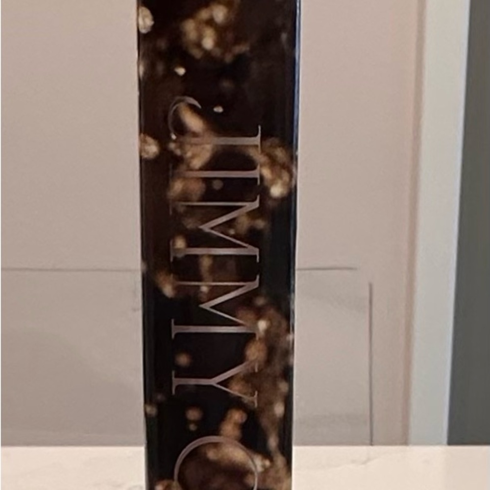 OUT OF PRINT Jimmy Choo IV Book - Picture 9 of 9